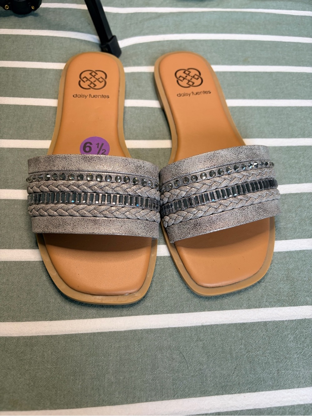 Daisy Fuentes Metallic Silver Braided Slide Sandals